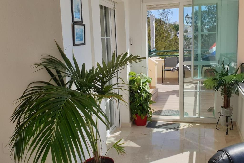 Luxury Penthouse With Sea&Mountain Views & Hot Tub - Tranquility & Rest Apartman Benalmádena Kültér fotó